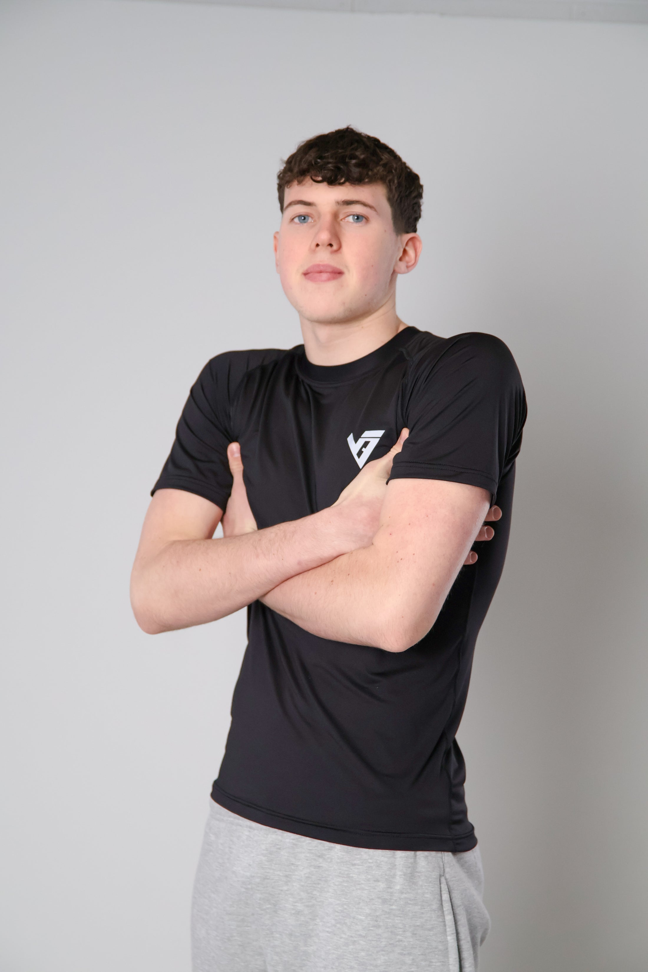 ONYX BLACK COMPRESSION TEE